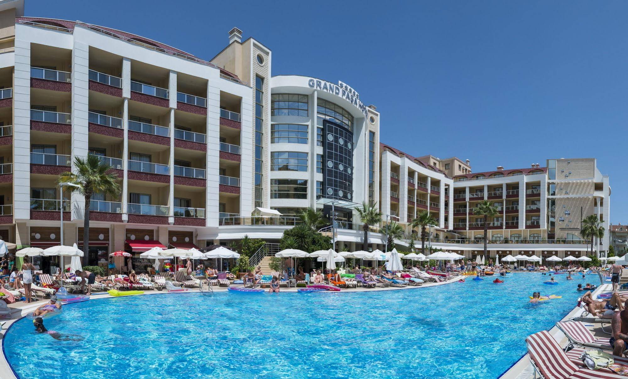 Grand Pasa Hotel