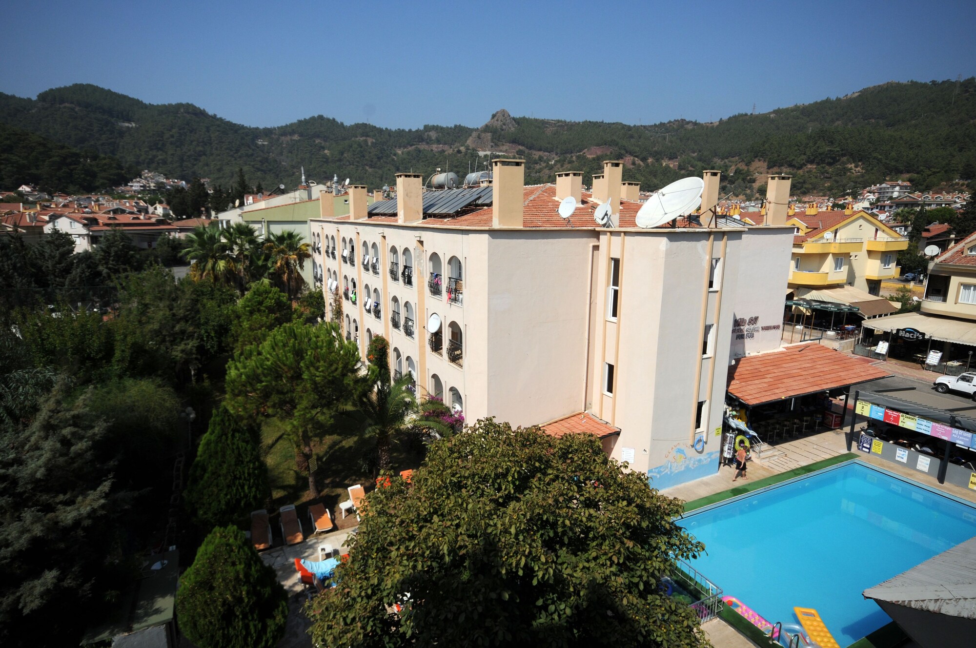 Grand Villa Sol Apartments