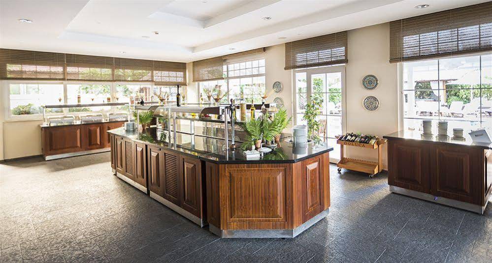Hawaii Hotel By Yunus