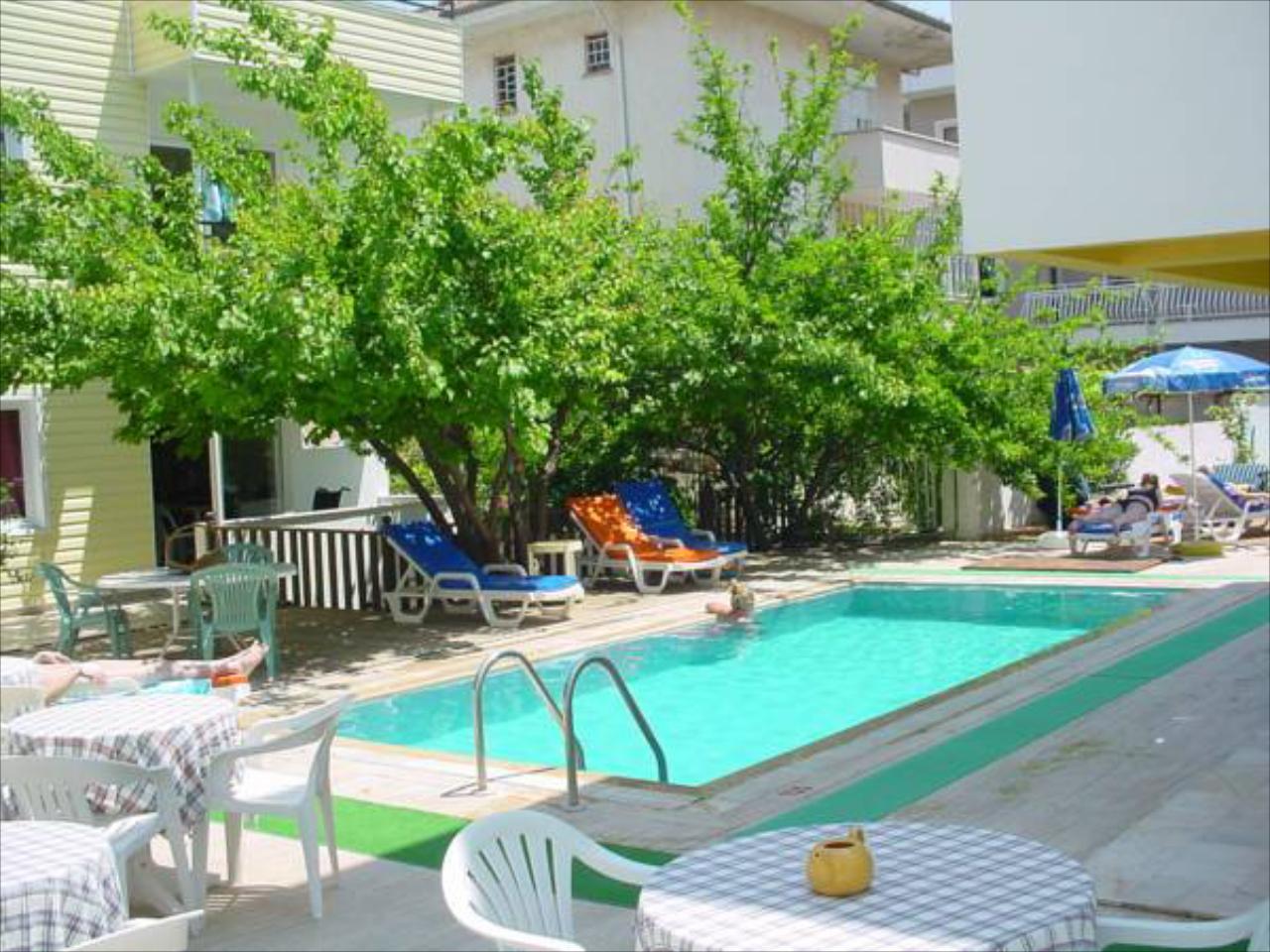 Marlin Apartments