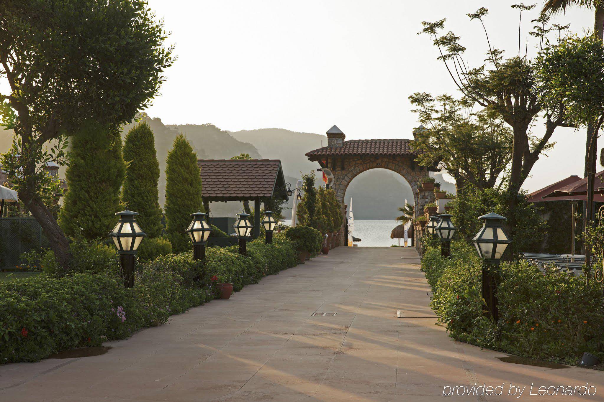 MARTI Resort