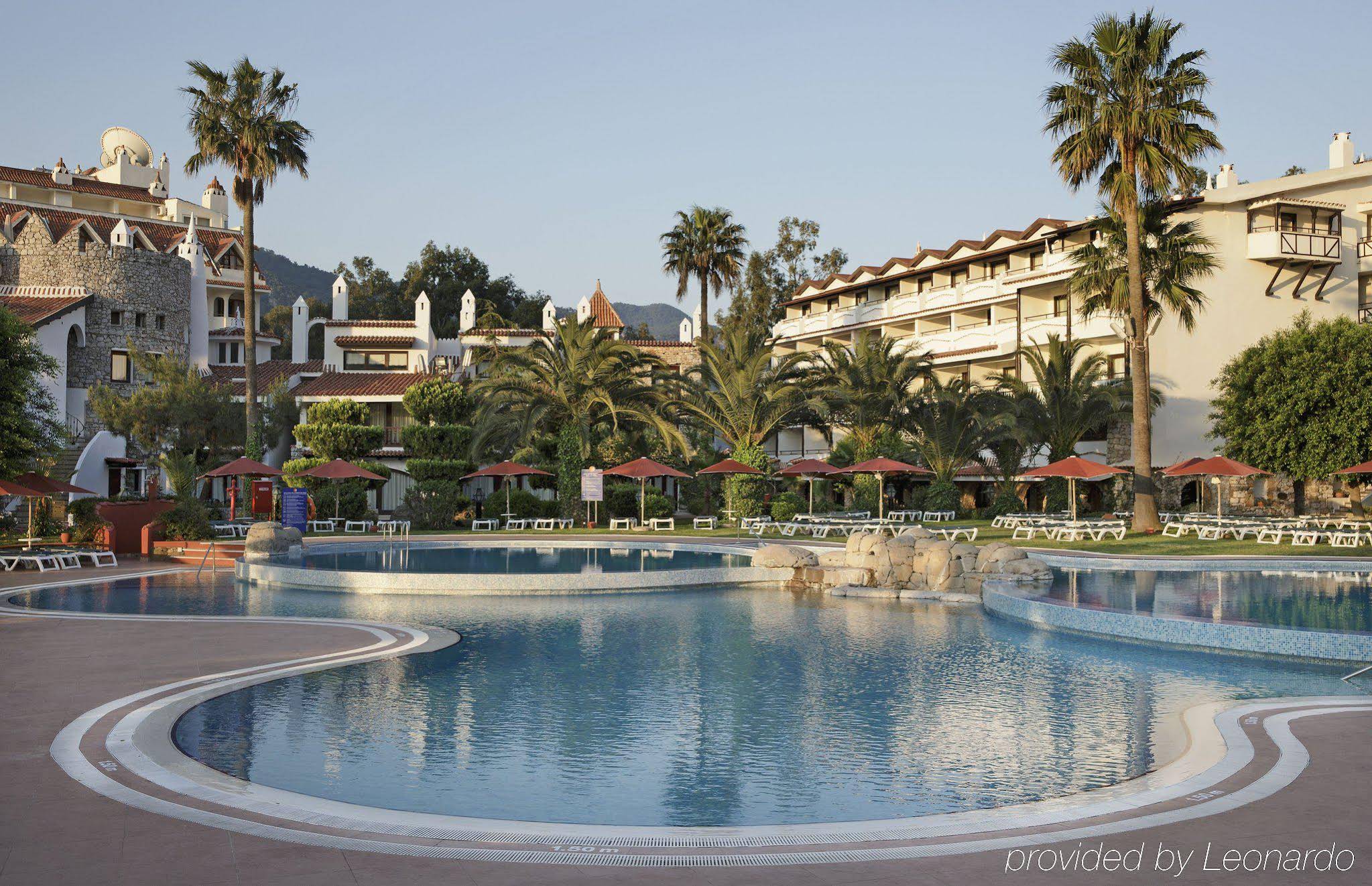 MARTI Resort
