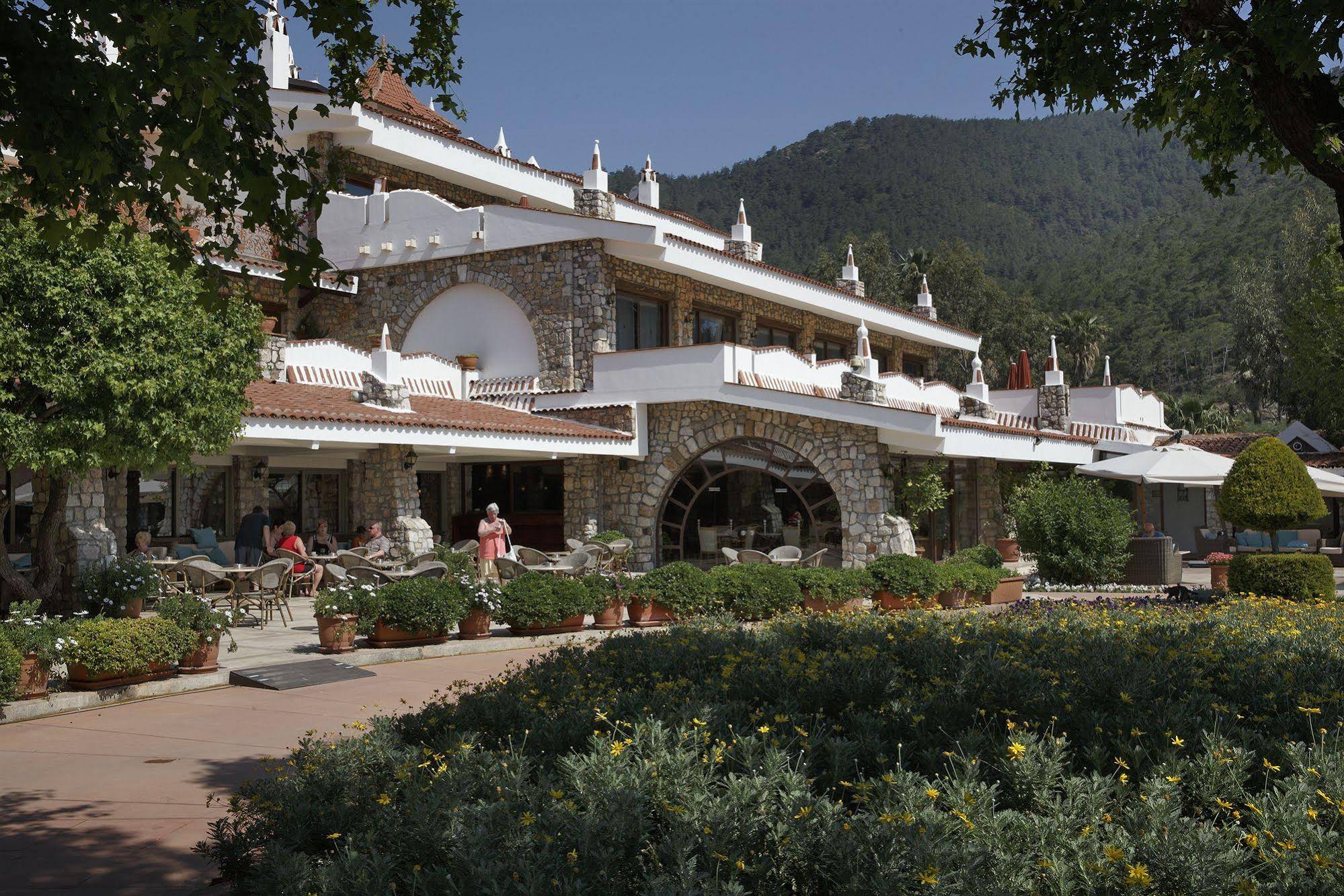 MARTI Resort