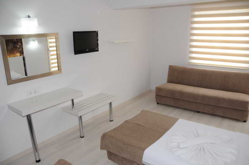 Myra Hotel