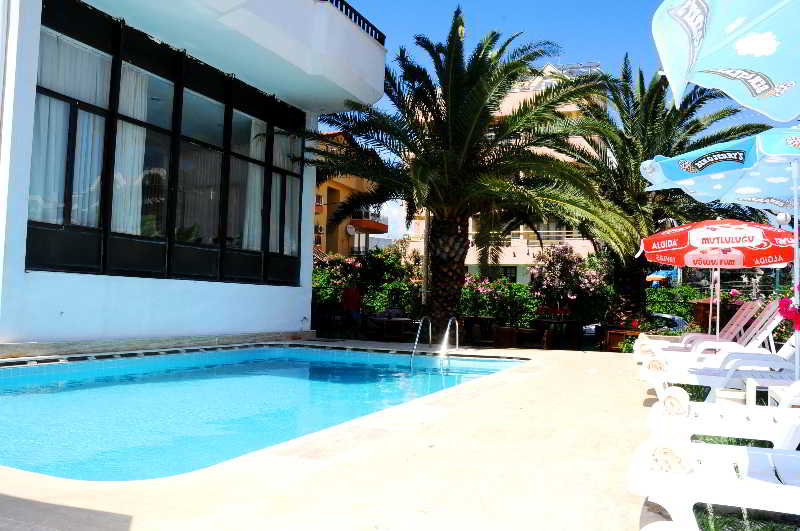 Avisos Hotel & Apartments