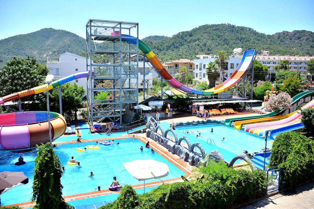 Avisos Hotel & Apartments