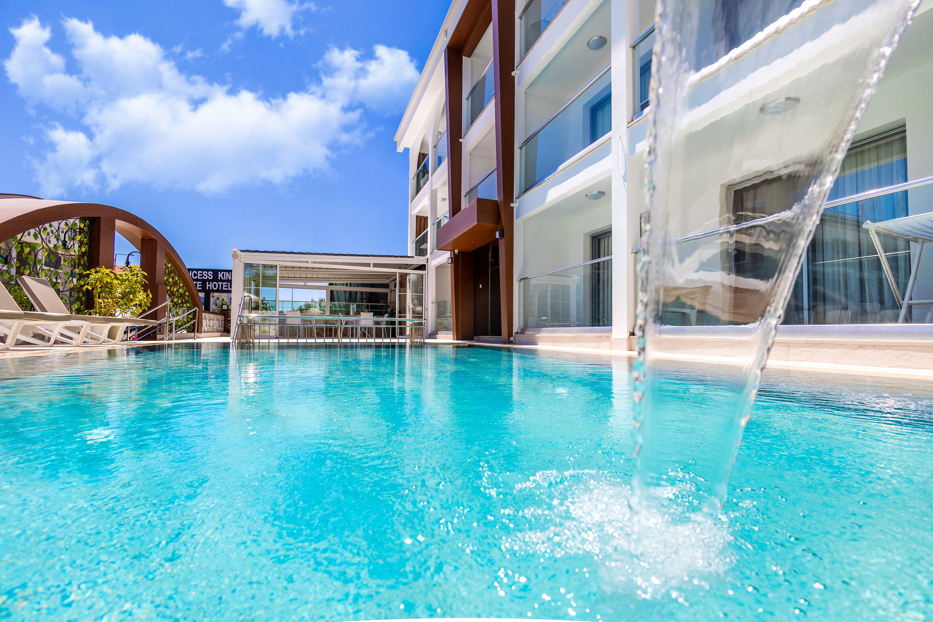 Princess Kinli Suites Hotel