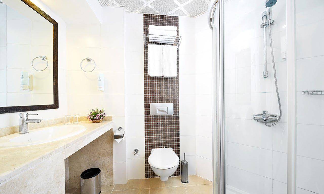 Grand Ideal Premium