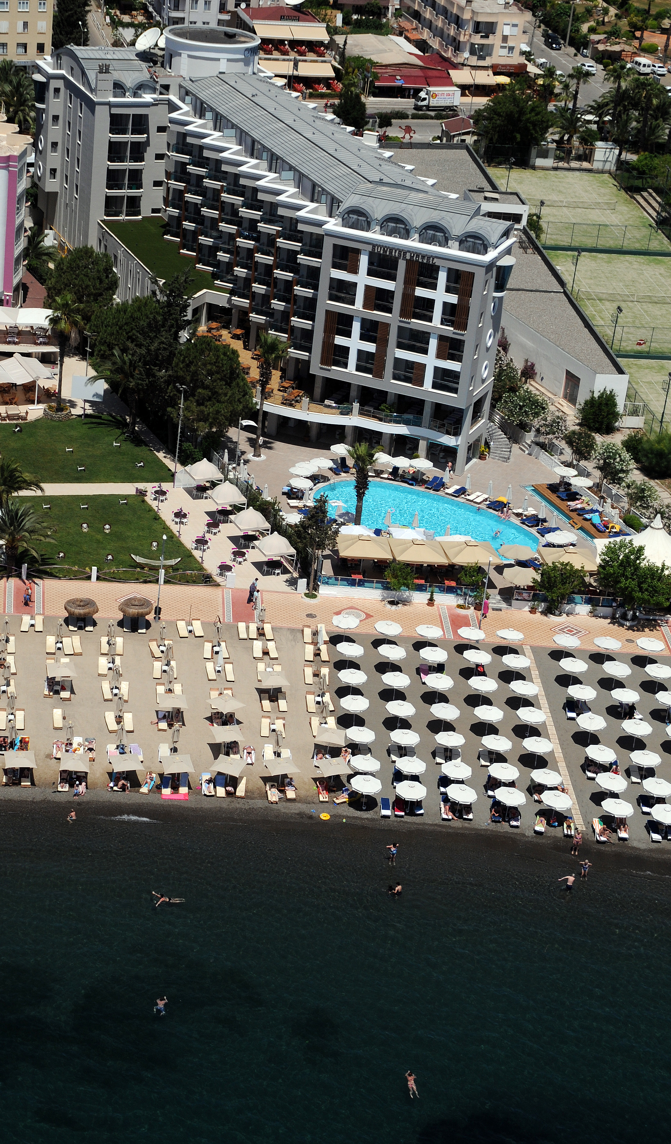 Sunrise Resort &SPA