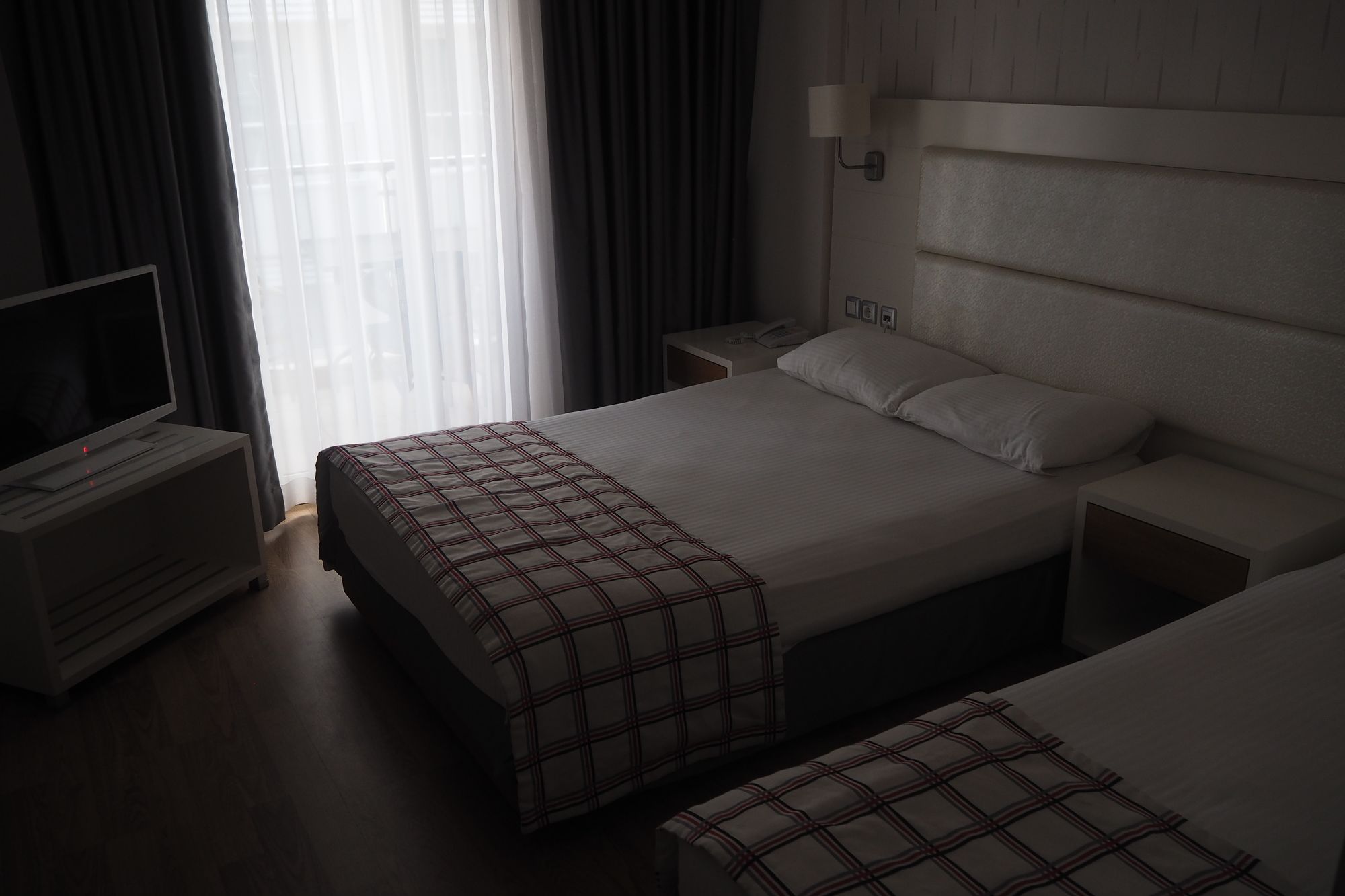 Yunus Hotel