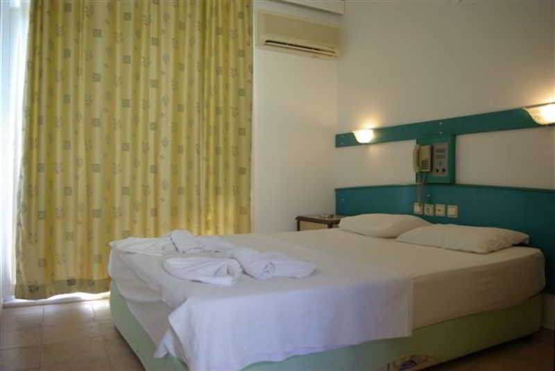Zeybek Beach Hotel