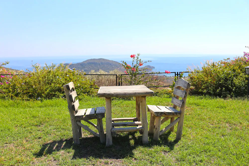Zephyros Hotel