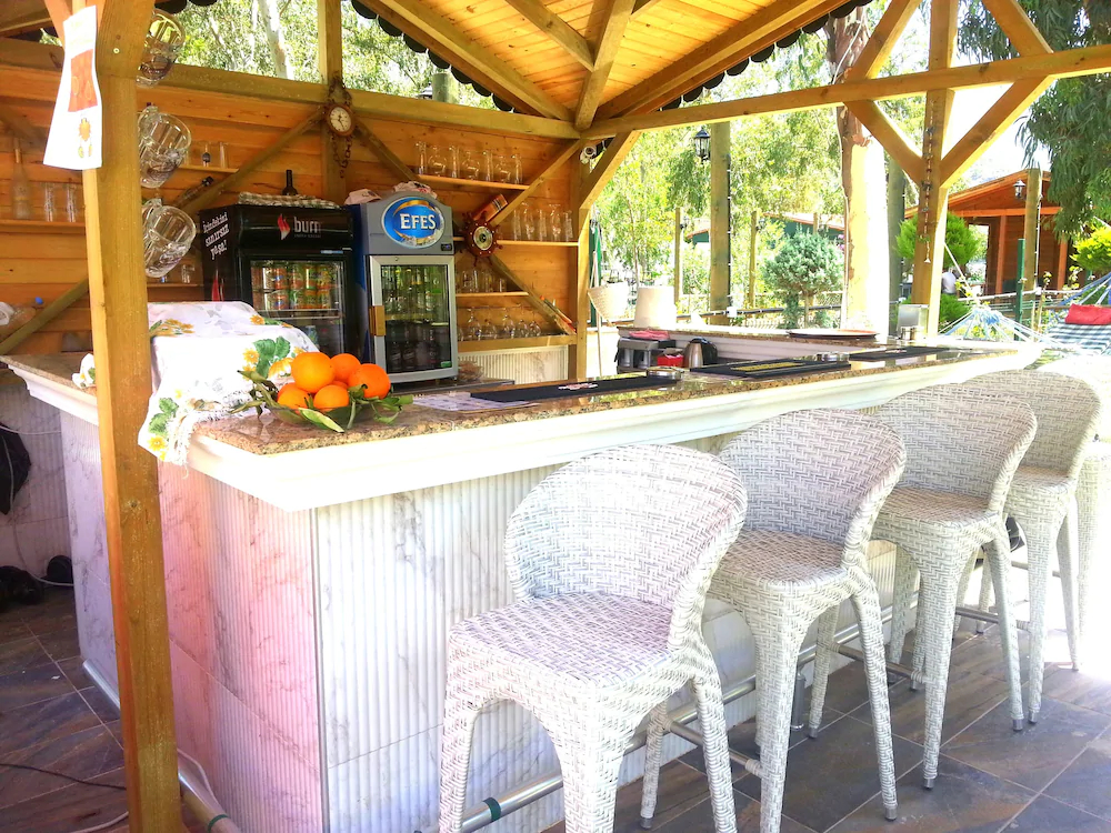 Mavi Yengec Restaurant & Bungalows