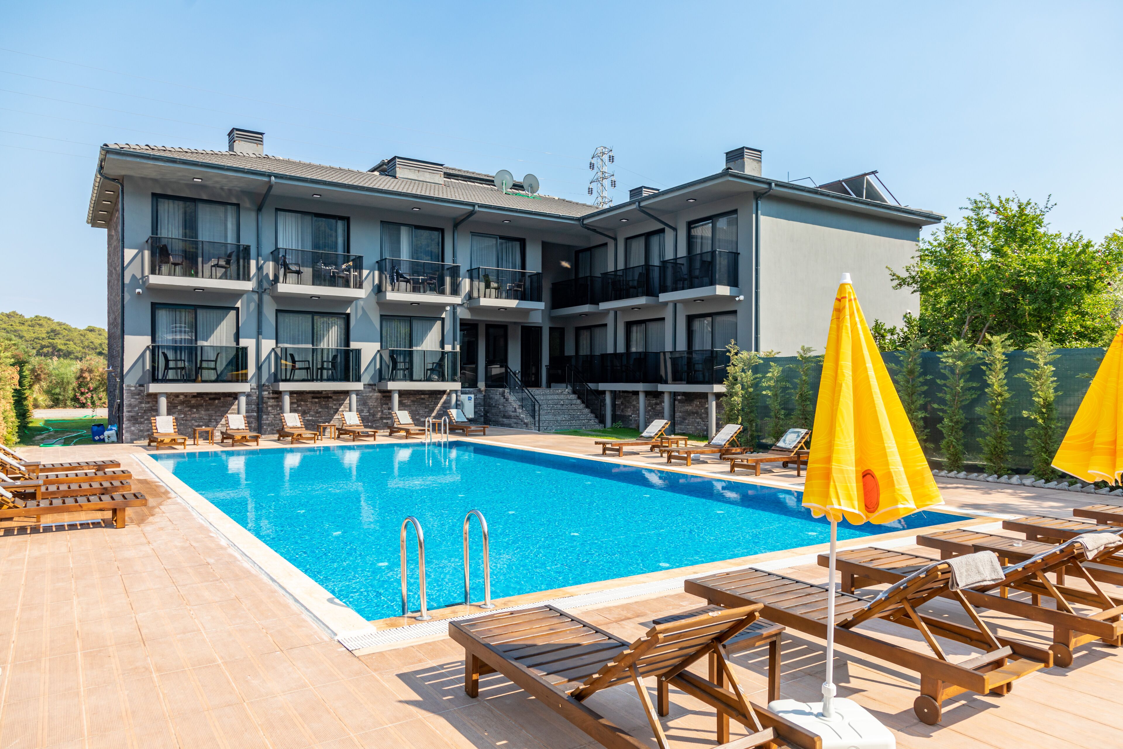 Deniz Otel