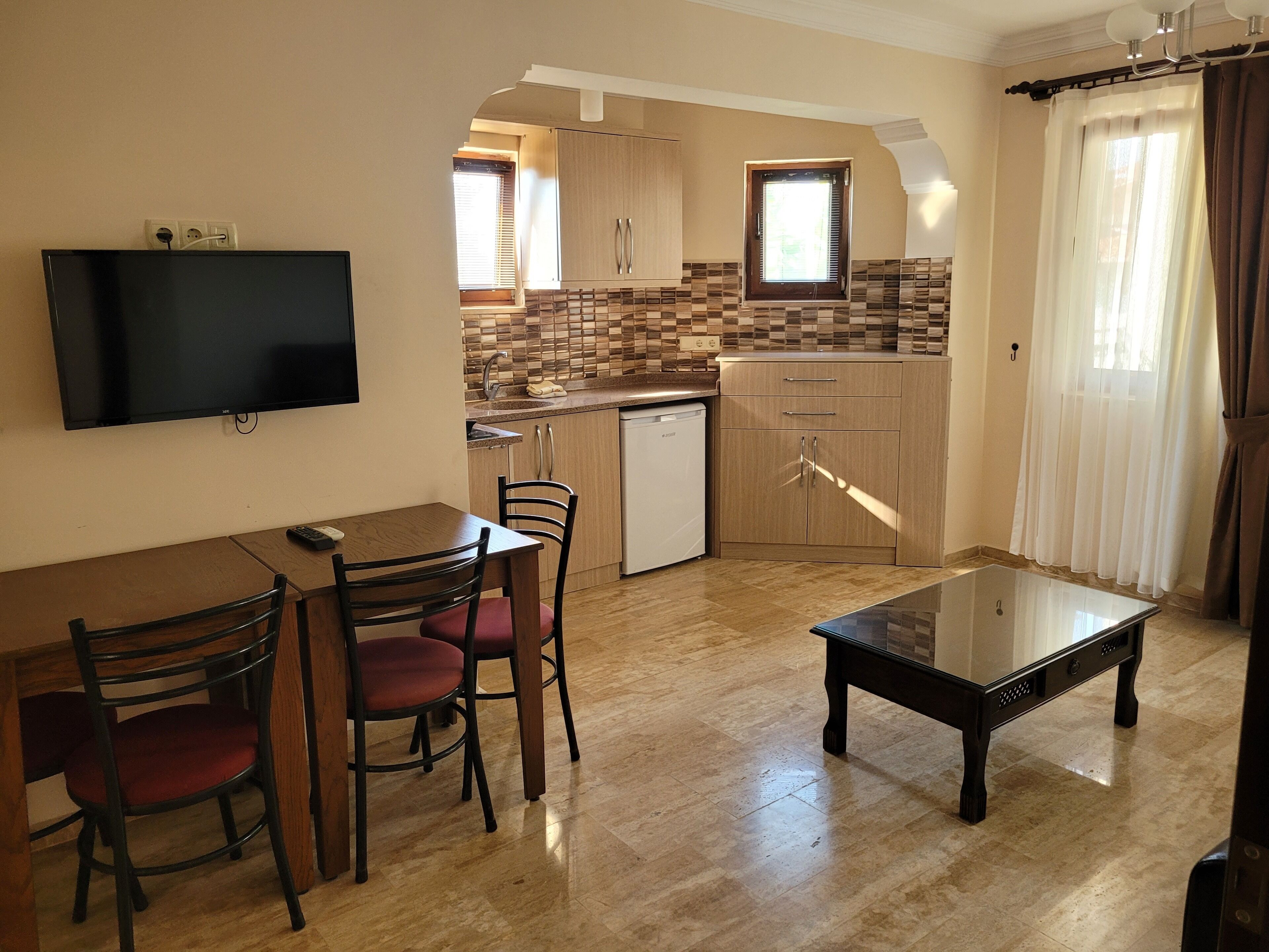 Oasis Apart Hotel
