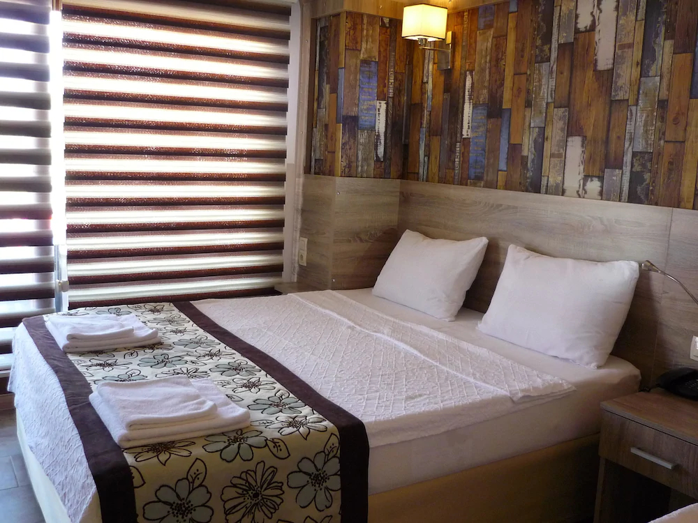 Street 61 Studio Hotel