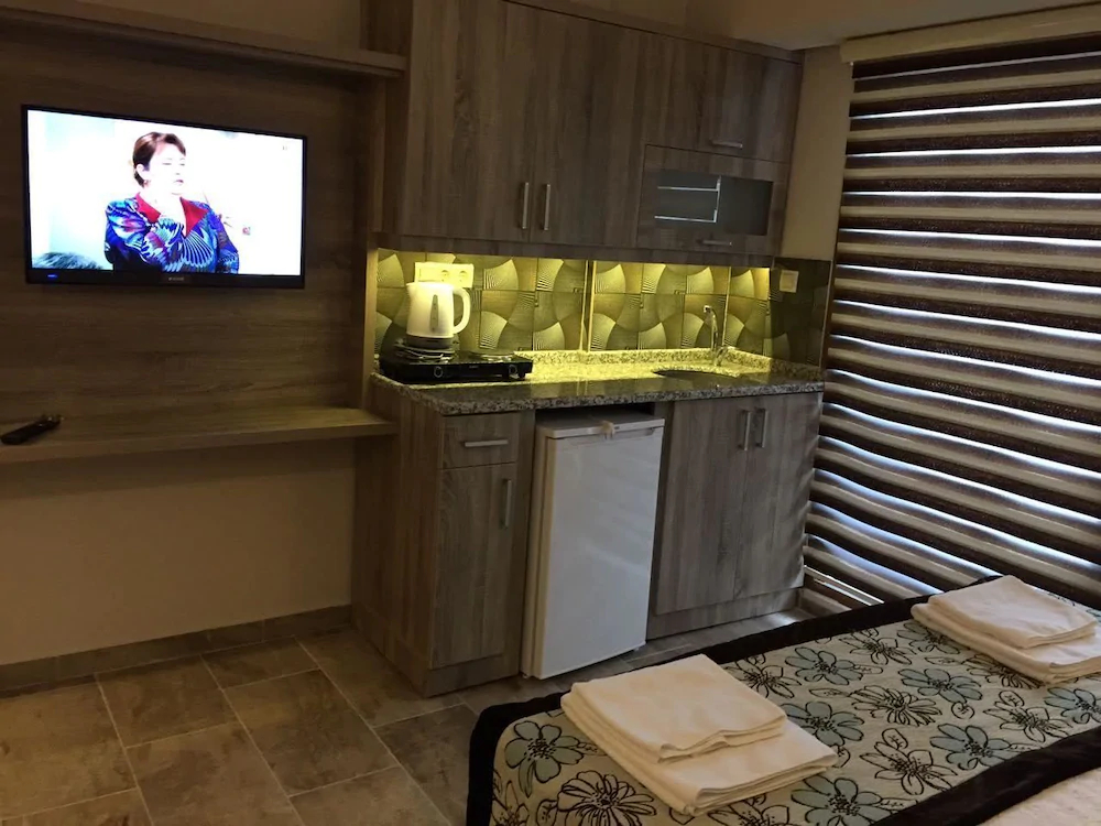 Street 61 Studio Hotel