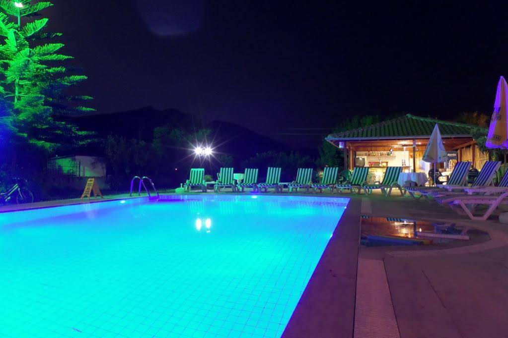 Yaprak Hotel