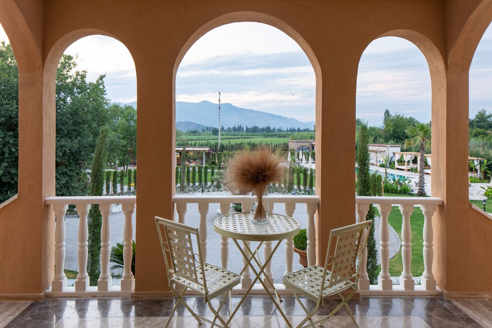 Zigo's Hotel