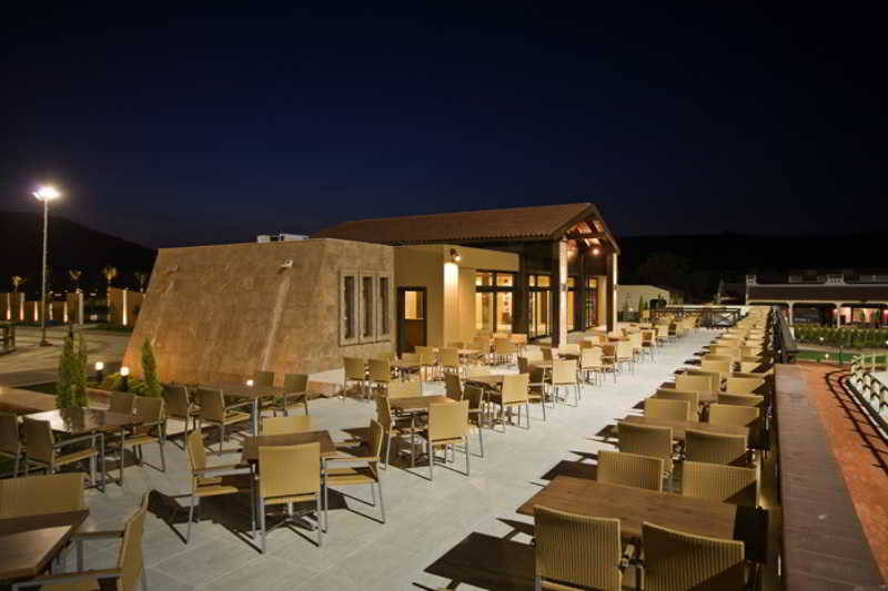 Konvoy Otel & The Country Club