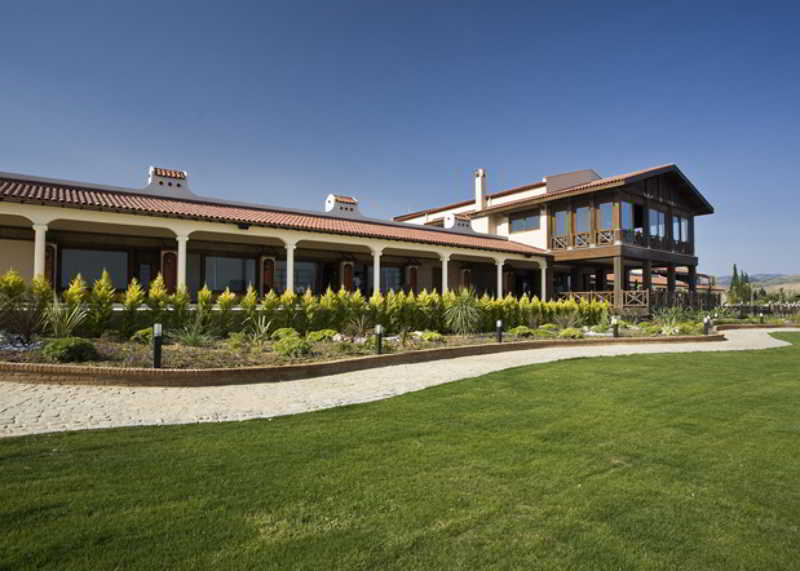 Konvoy Otel & The Country Club