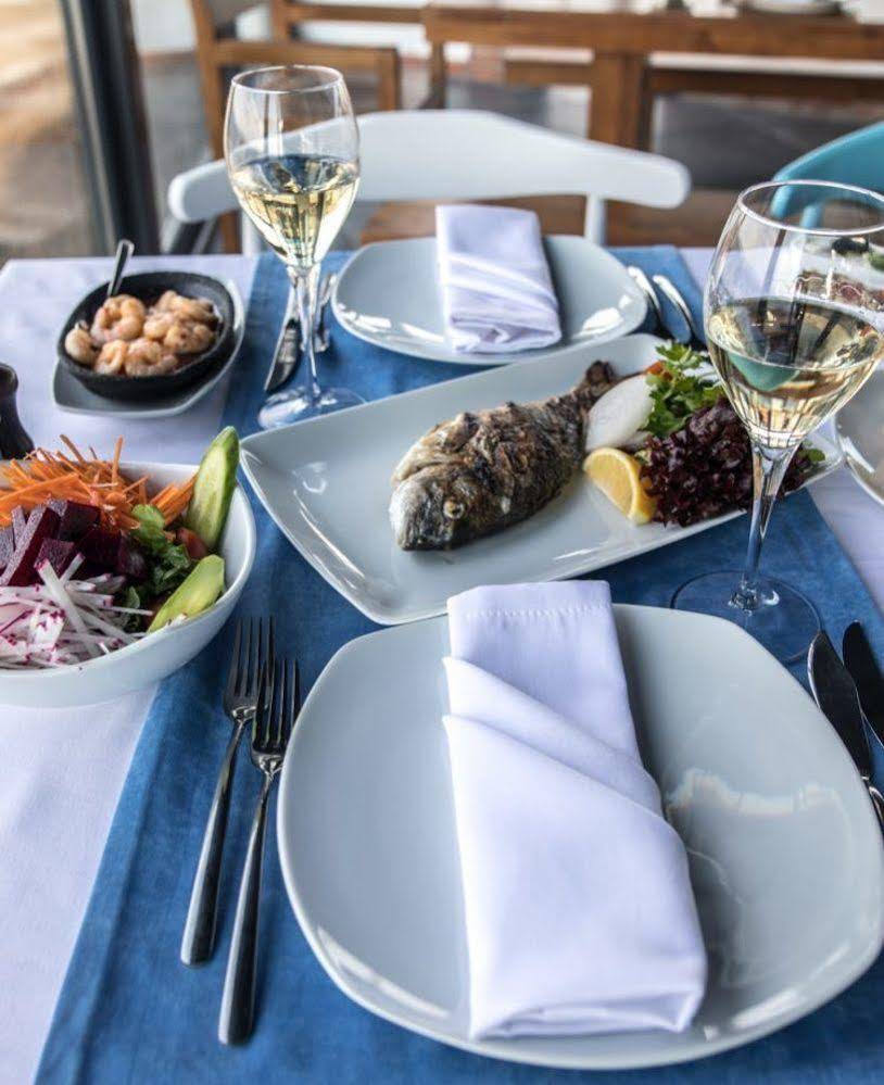 Maya Bistro Hotel Beach