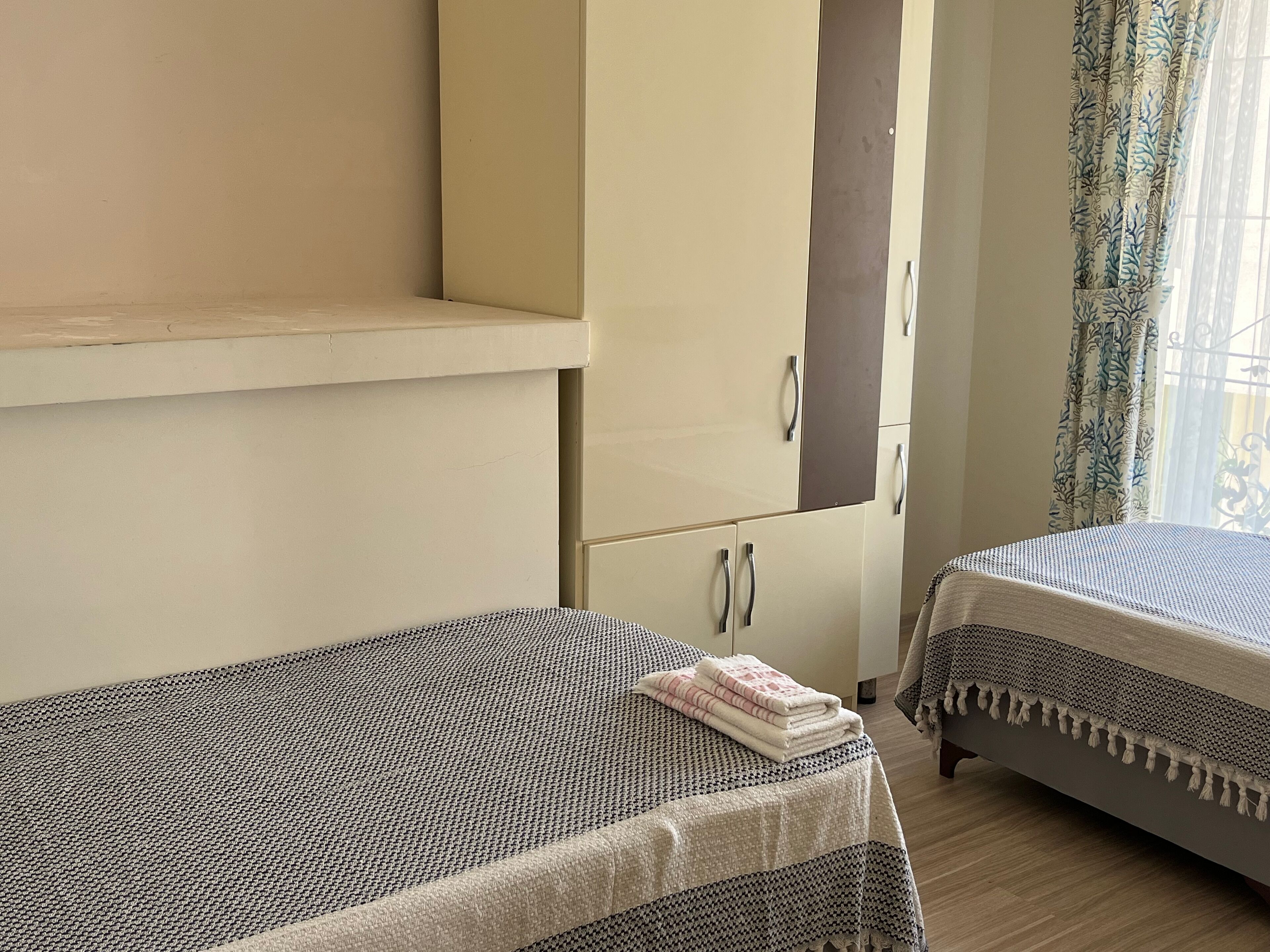 Teos Inn Holiday Apartments