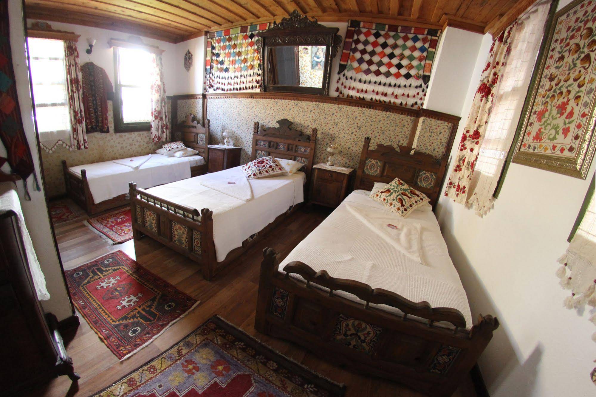 Homeros Pension & Guesthouse