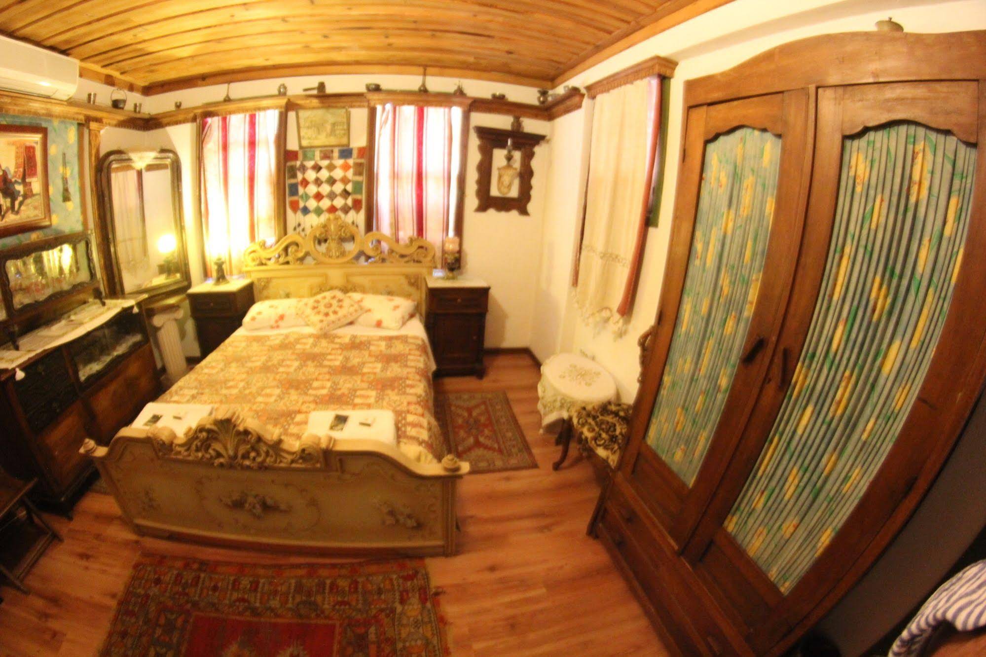 Homeros Pension & Guesthouse