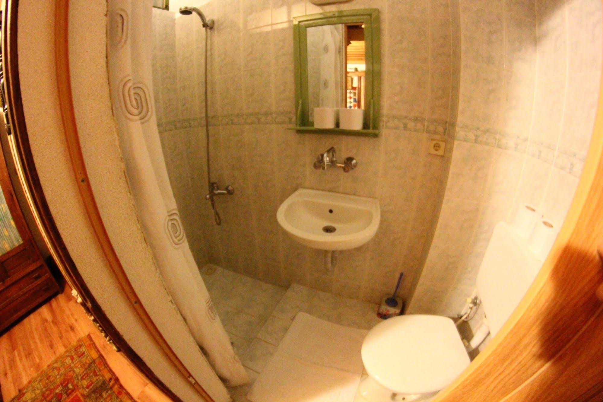 Homeros Pension & Guesthouse