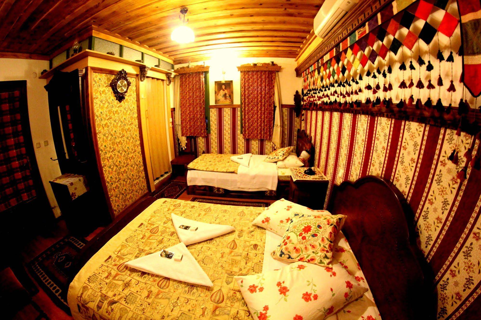 Homeros Pension & Guesthouse