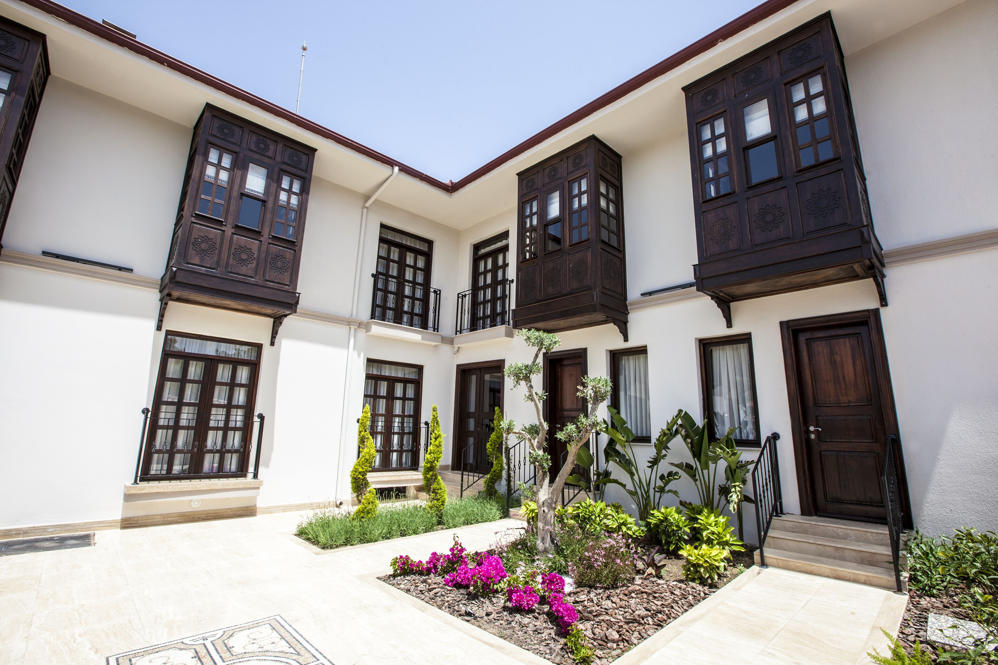 Livia Garden Hotel