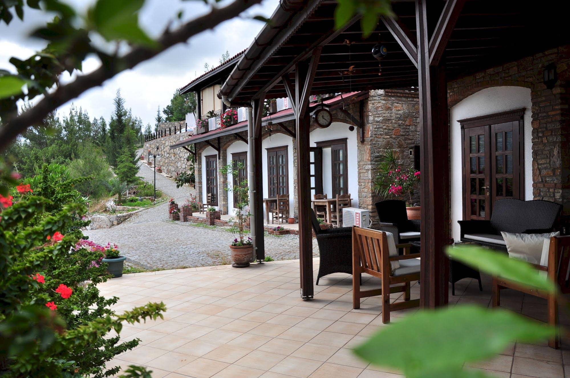 Loca Boutique Hotel