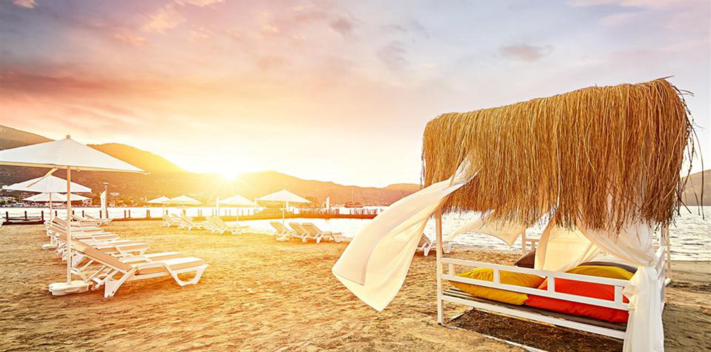 Fi Light Solto Boutique Beach