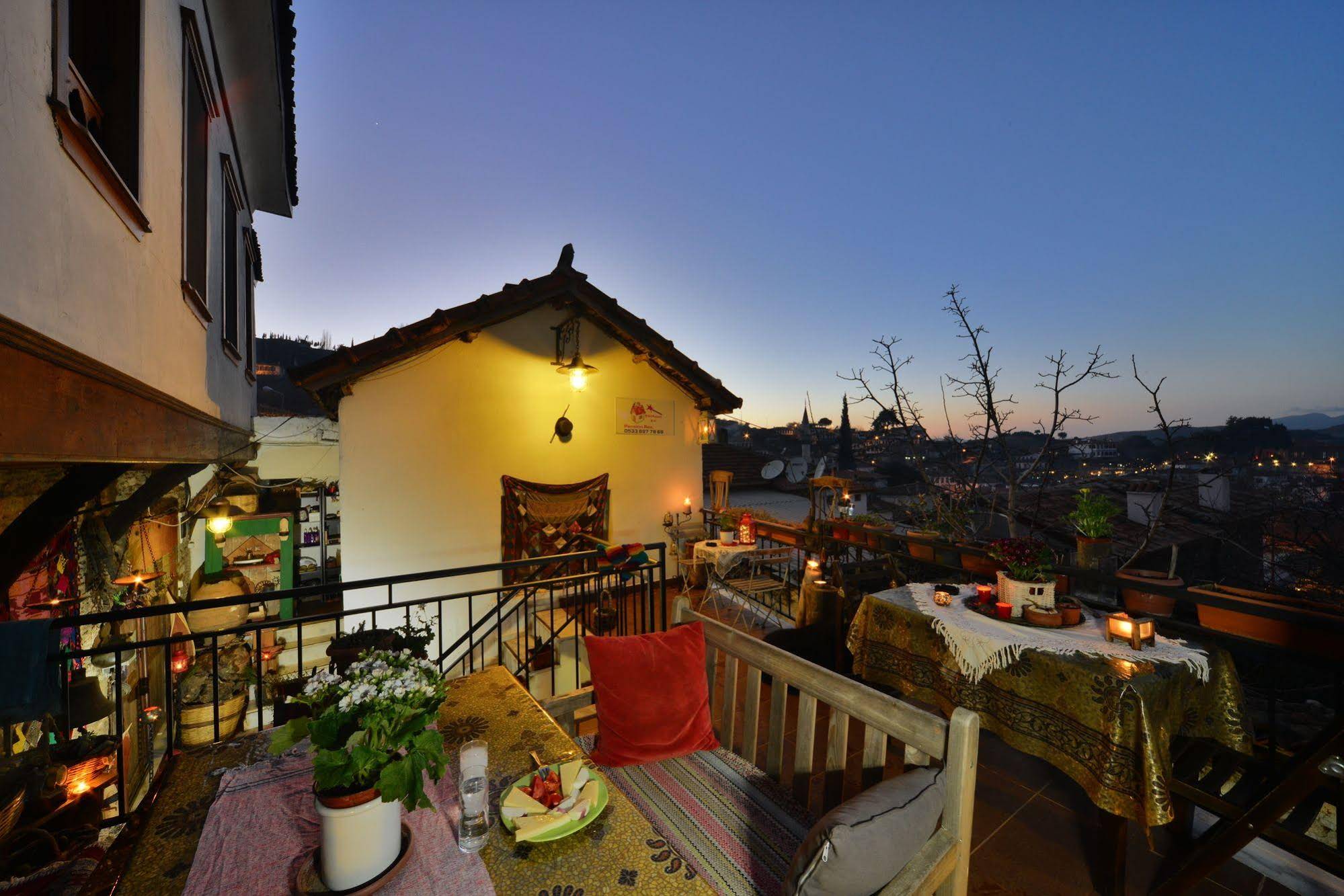 Sihirbazin Evi
