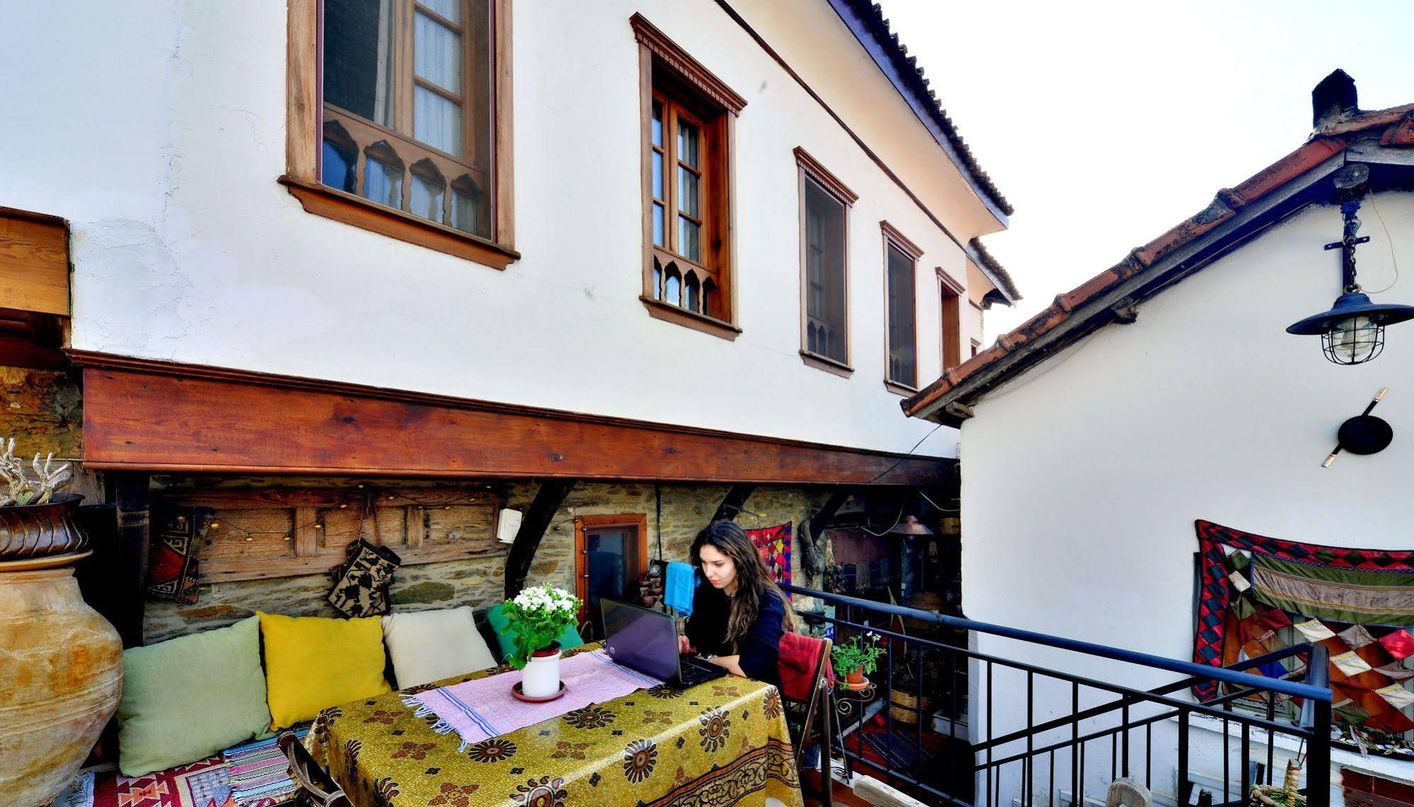 Sihirbazin Evi