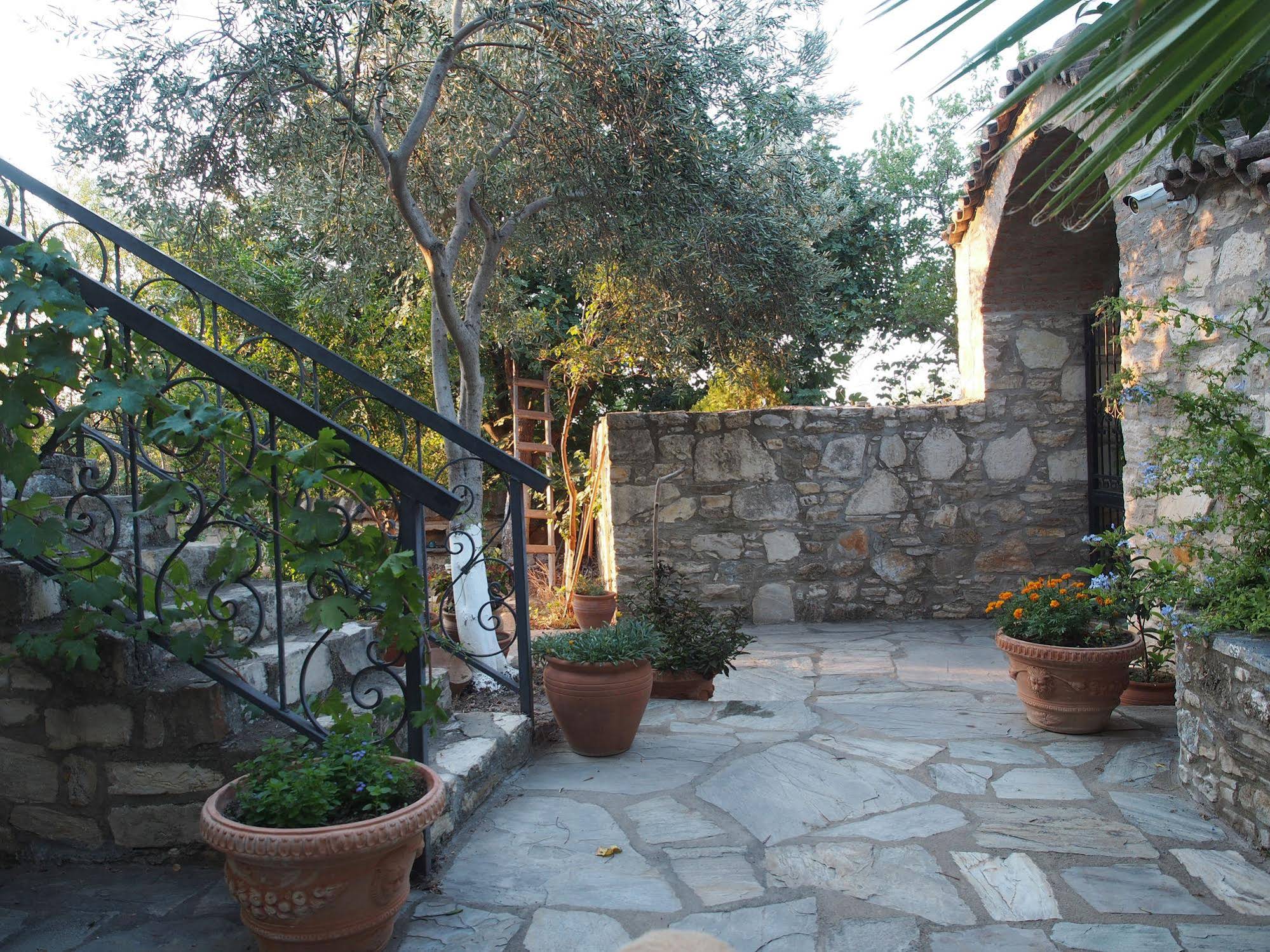 Bahab Guest House