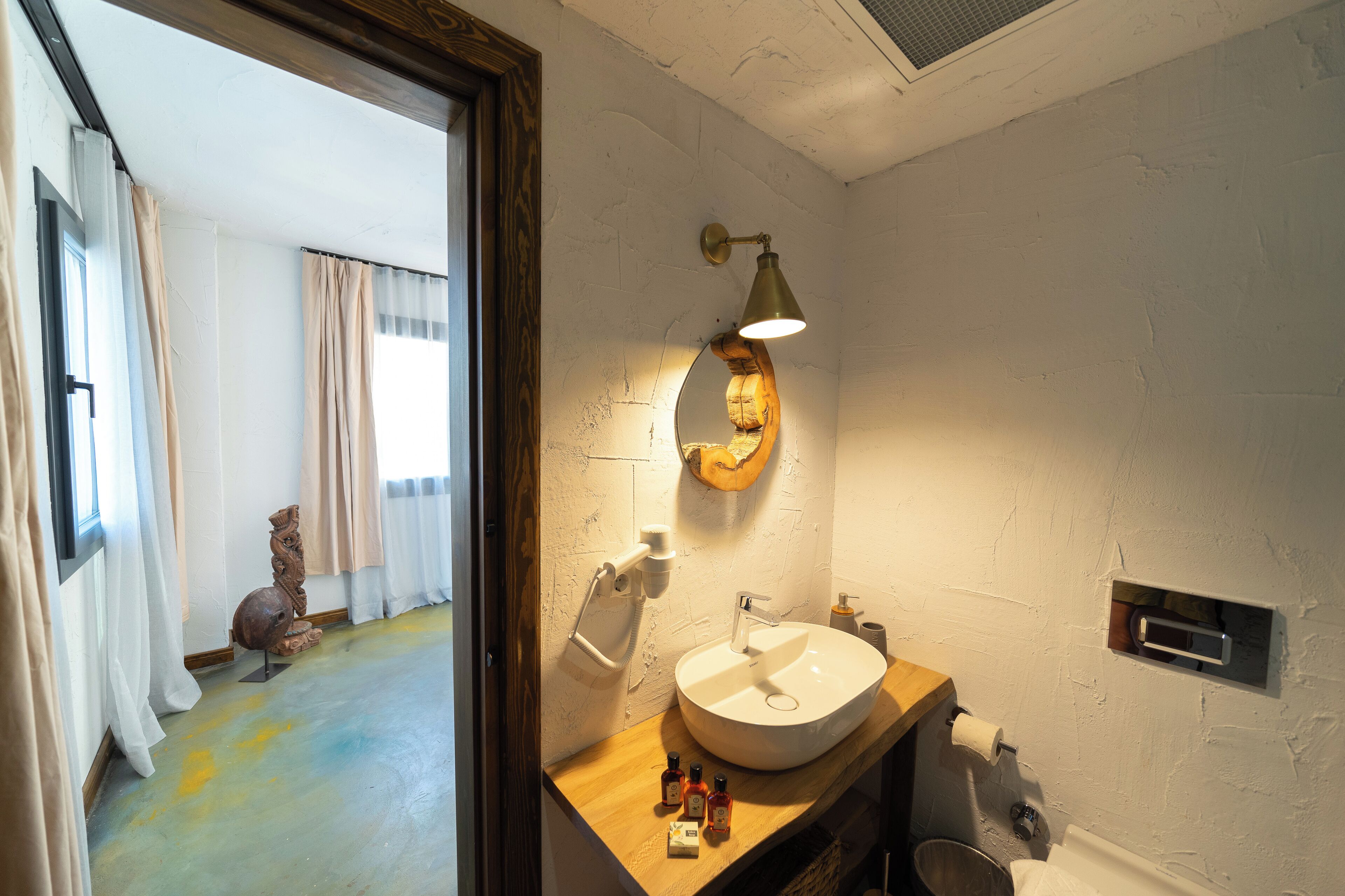 Kikonia Art & Suites