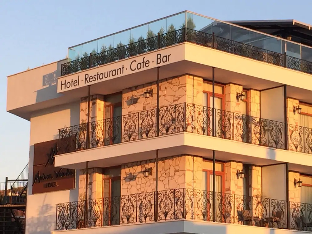 Maison Vourla Hotel