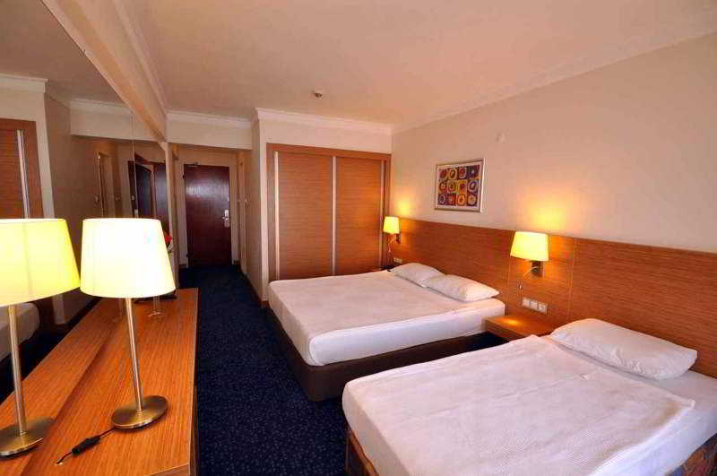 Grand Efe