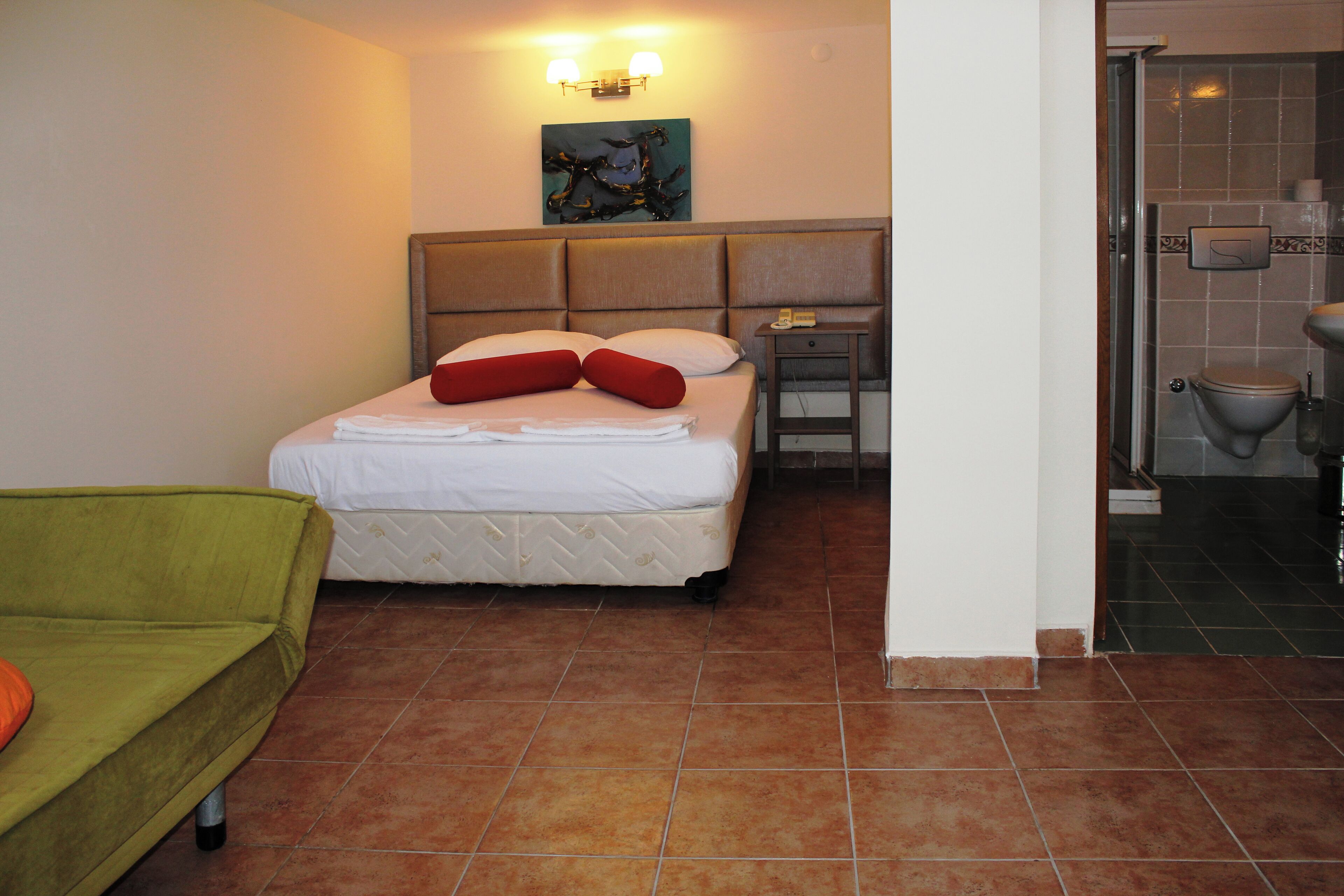 Ford Hotel
