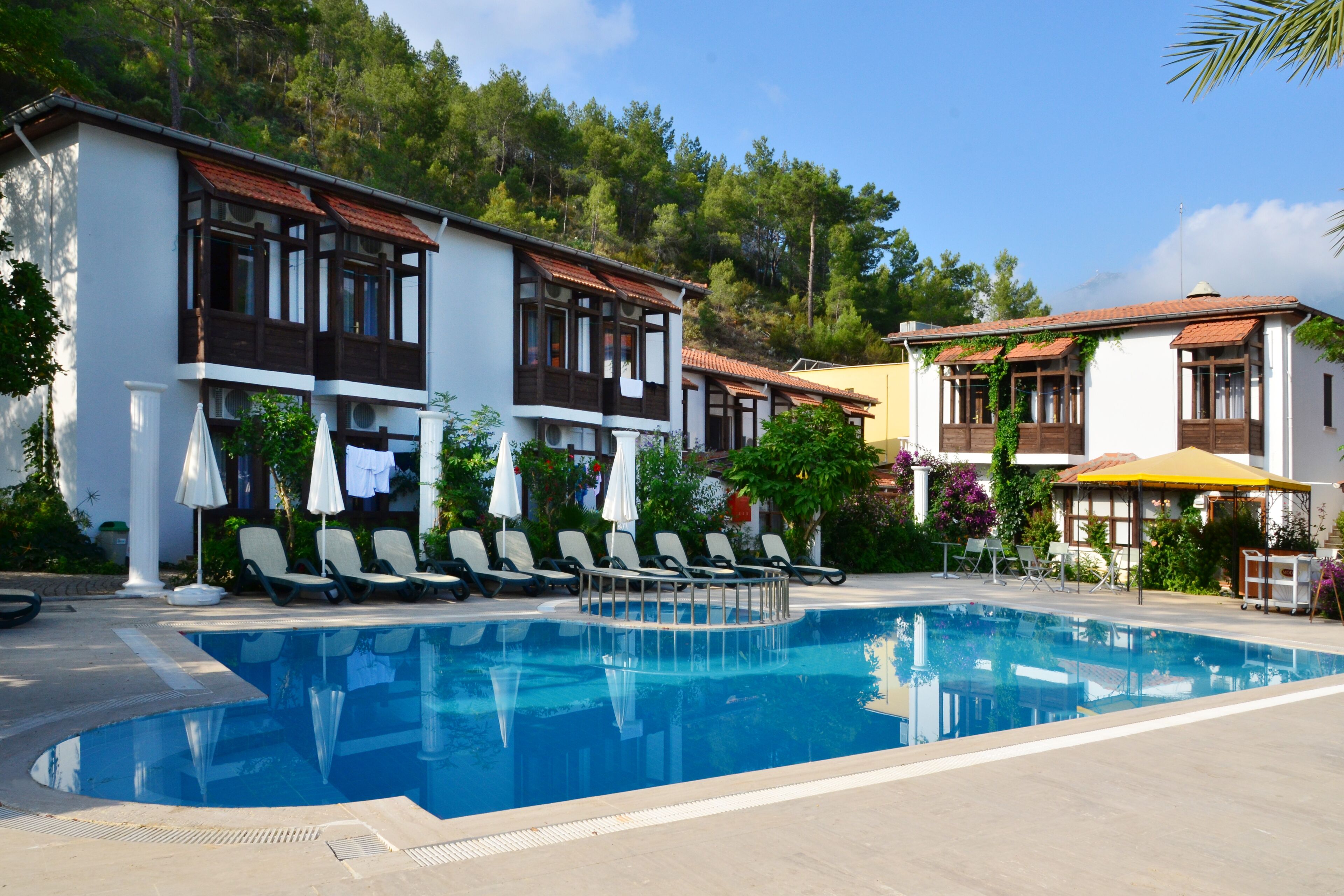 Ford Hotel