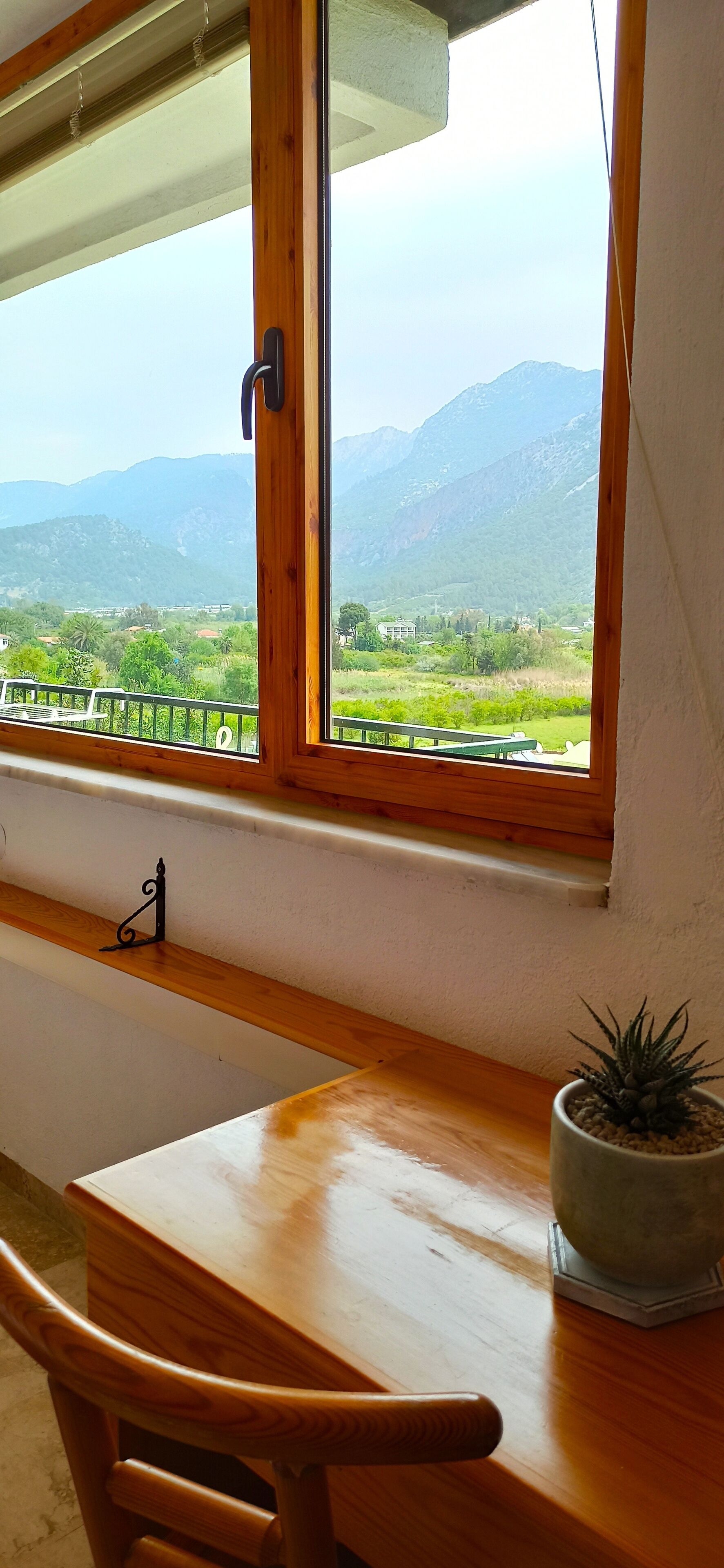 Swiss Eviniz Hotel