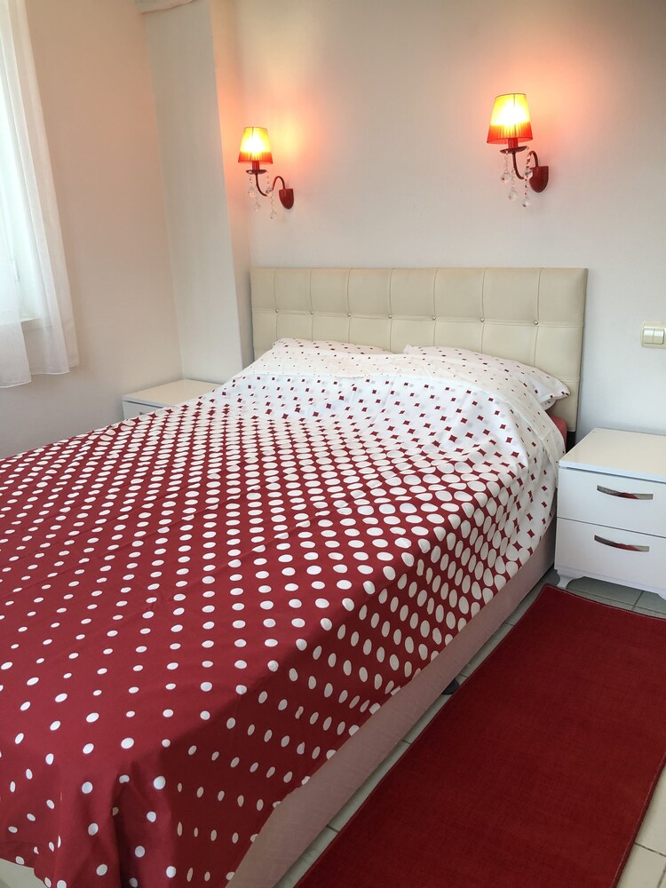 Akpolat Residence