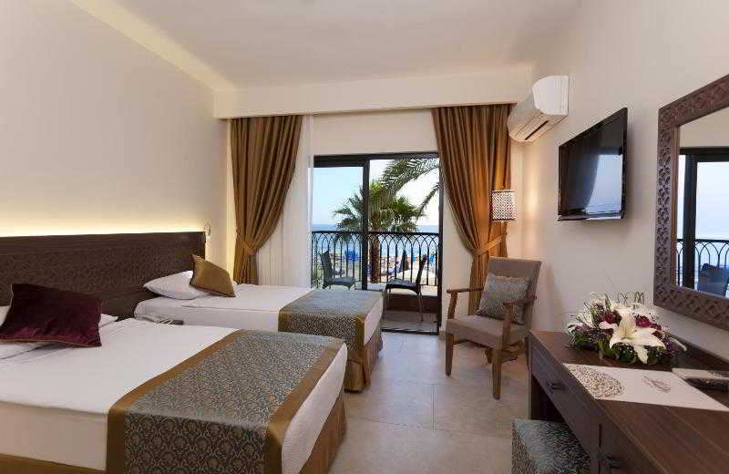 Alaaddin Beach Hotel