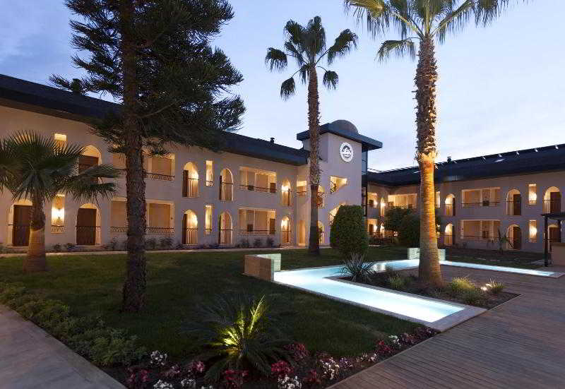 Alaaddin Beach Hotel
