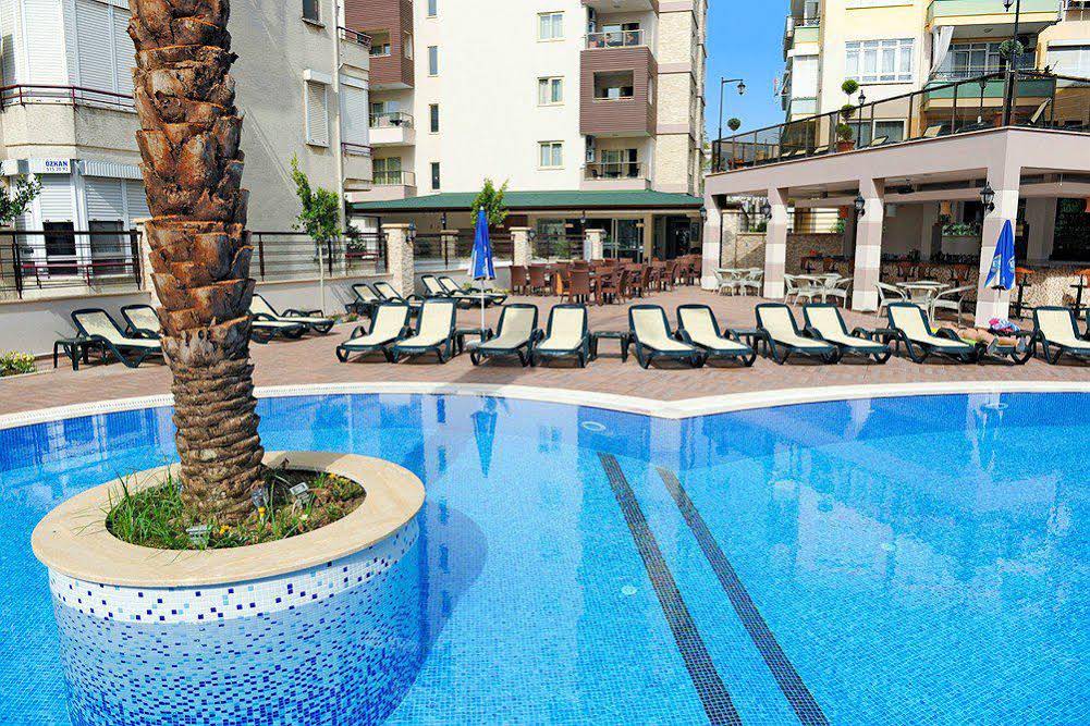 Almera Apart Hotel