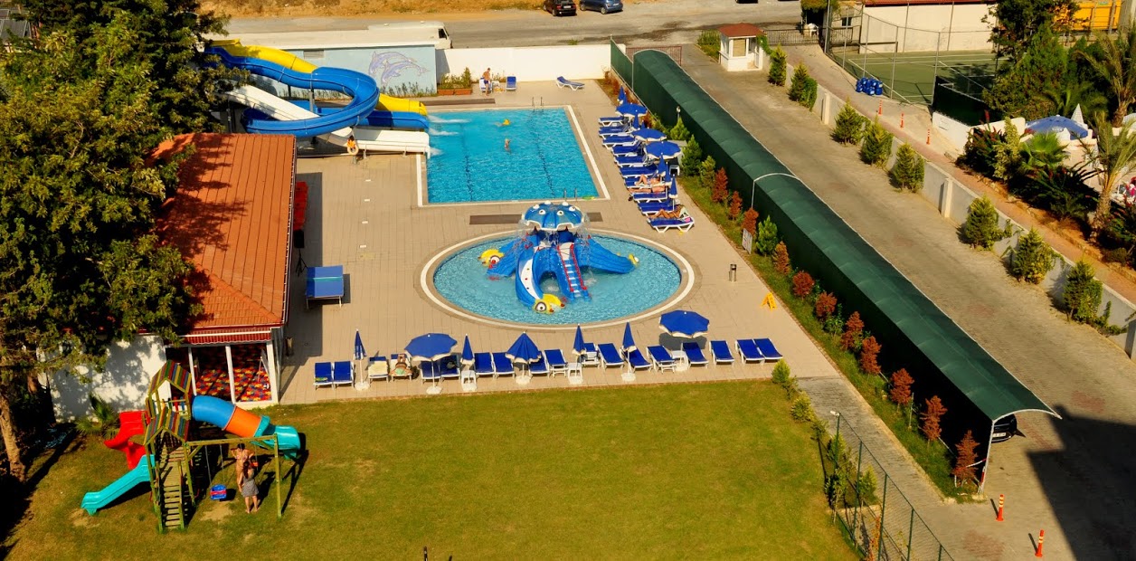 Blue Fish Hotel