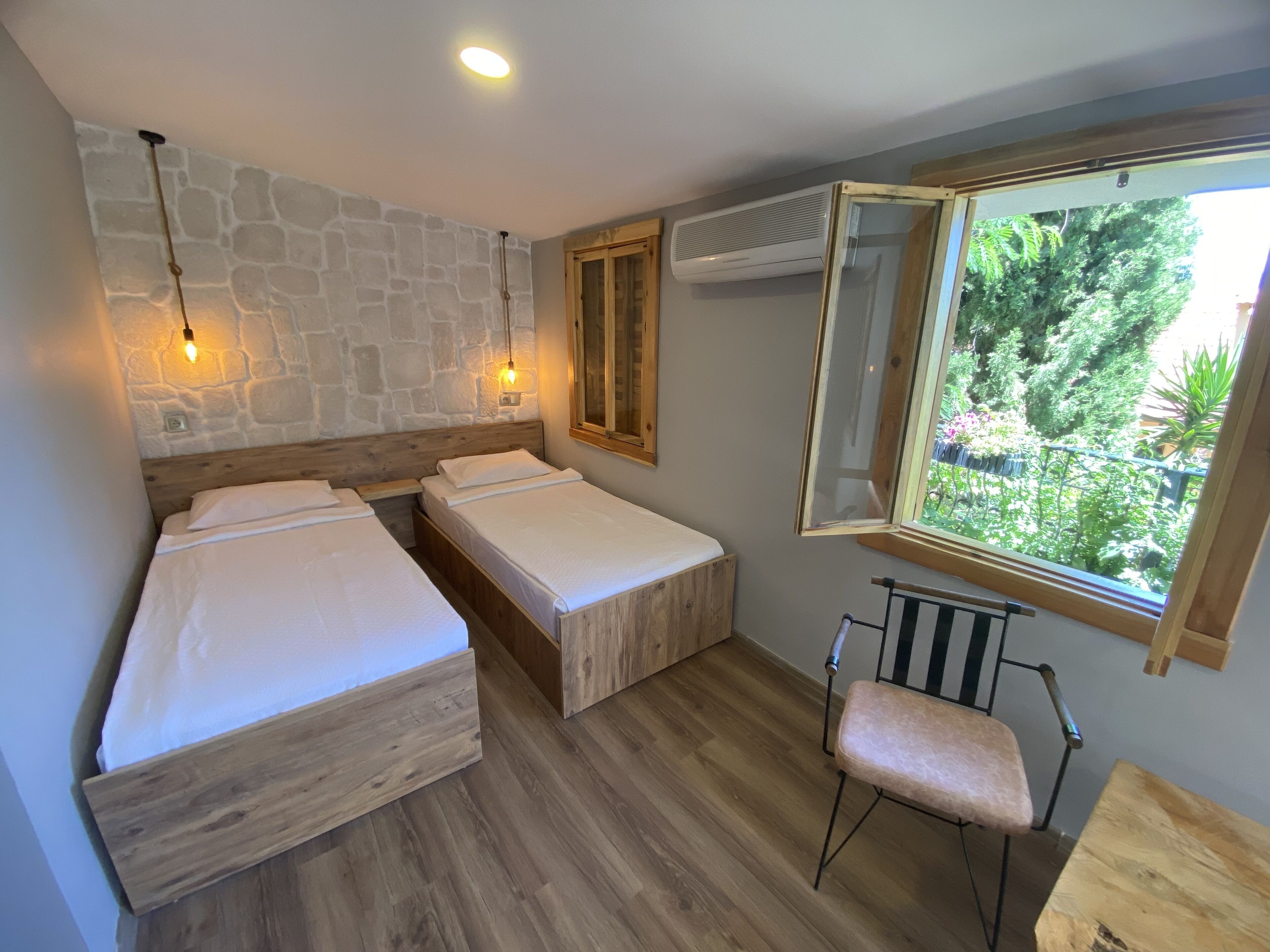 Castle Boutique Hotel