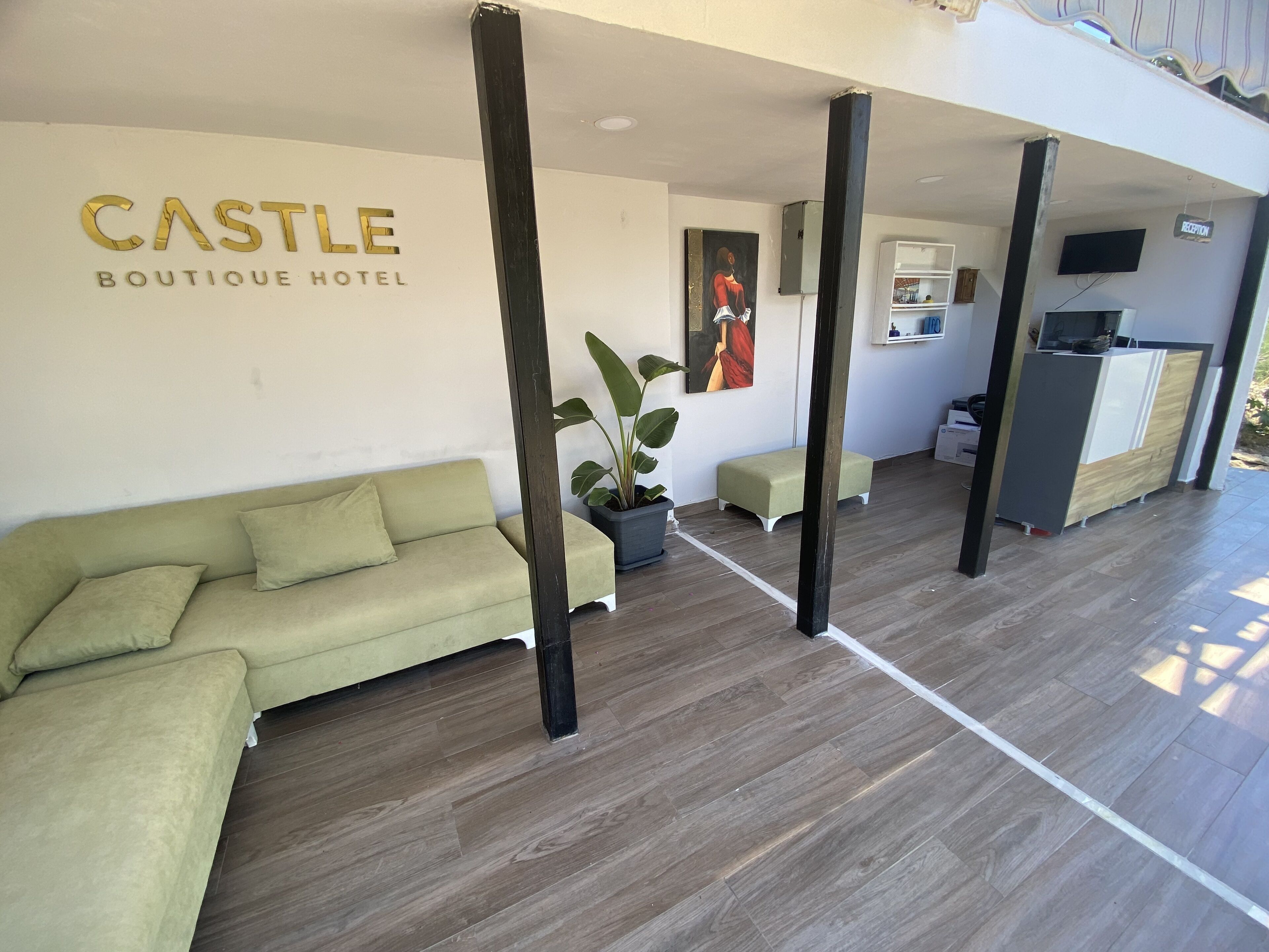 Castle Boutique Hotel